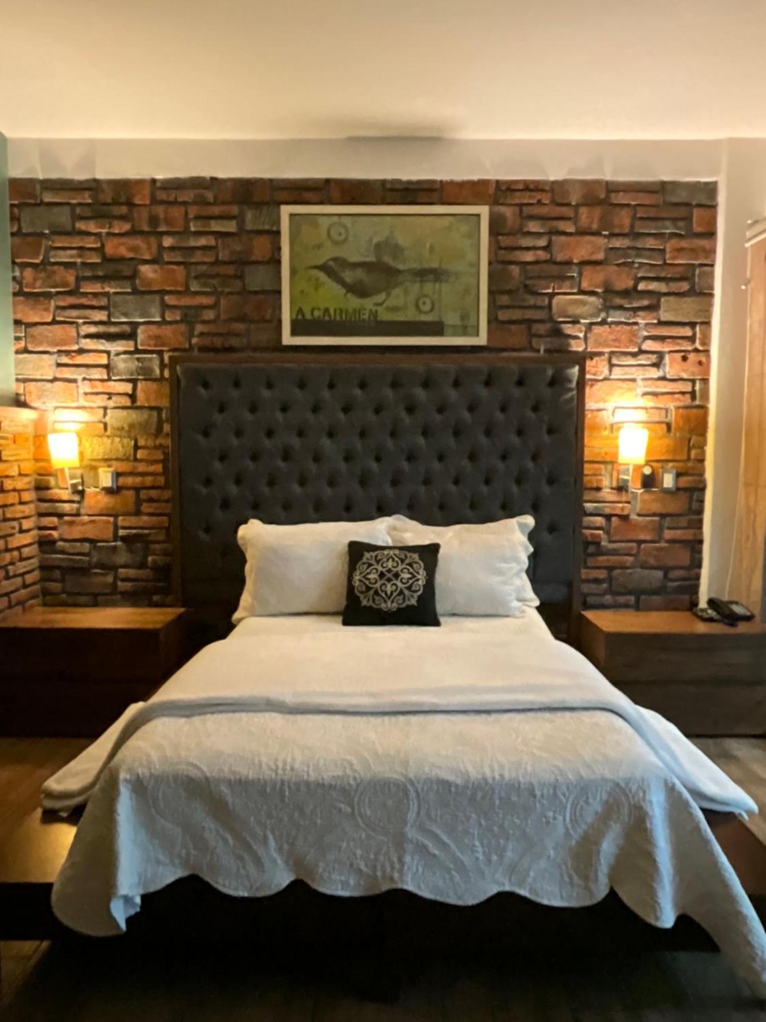 Casa Carmona 33 Hotel Queretaro